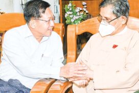 State Administration Council Chairman Prime Minister Senior General Min Aung Hlaing visits former Commander-in-Chief of Defence Services NLD Patron former General U Tin Oo, former General U Khin Nyunt, Sithu Bogale Tint Aung