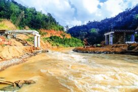 MoC Union minister inspects Middle Paunglaung Bridge construction site in hydropower project area
