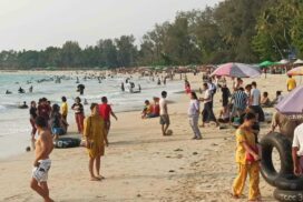 Ngapali Beach packed with visitors on first day of Thingyan Festival
