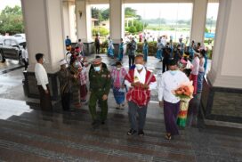 Delegation led by Chairman of KNU/KNLA-PC Saw Htaw Lay arrives in Nay Pyi Taw