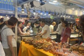 Myanmar engages actively on 2nd day of 7th China-South Asia Exposition, 27th China Kunming Import & Export Fair