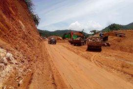 Truck traffic to commence on Myawady-Kawkareik road in early September