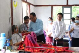 Displaced households in Kayin State provided with food and cash