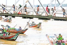 Unusual high tides sweep Yangon River, defying norms
