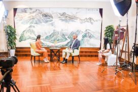 MoC Union Minister meets Chinese media
