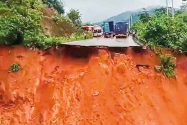 Landslides Along Myawady-Kawkareik Asian Highway Disrupt Commodity Market