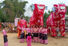 Shan traditional elephant-imaage pulling festival held