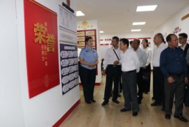 MoIP UM tours Chinese resident ID card issuance process at Jinsa Police Station in Kunming