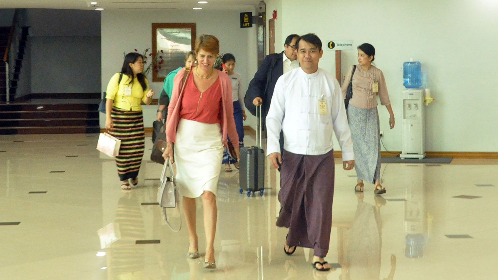 Un Secretary General S Special Envoy On Myanmar Concludes Visit Gnlm
