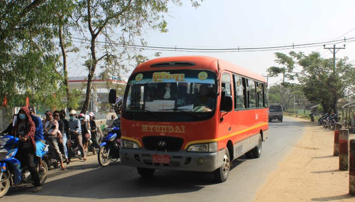 Htet Aung Kyaw bus line and Paing Ayar bus line are recently running along the Dala-Pyapon route from the Dala bus terminal for the passengers’ convenience. Photo: Naing Lin Kyaw (dala)