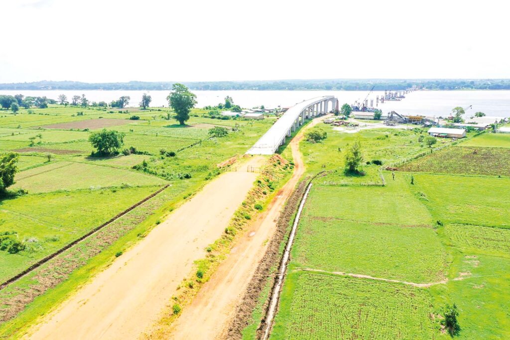 Ayeyawady Bridge (Aunglan-Thayet) construction project