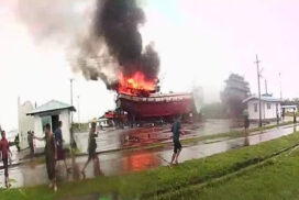 Carrier vessel burned at dockyard in Kyimyindine Township