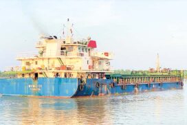 Ayeyawady Int’l Industrial Port ships export rice to Bangladesh