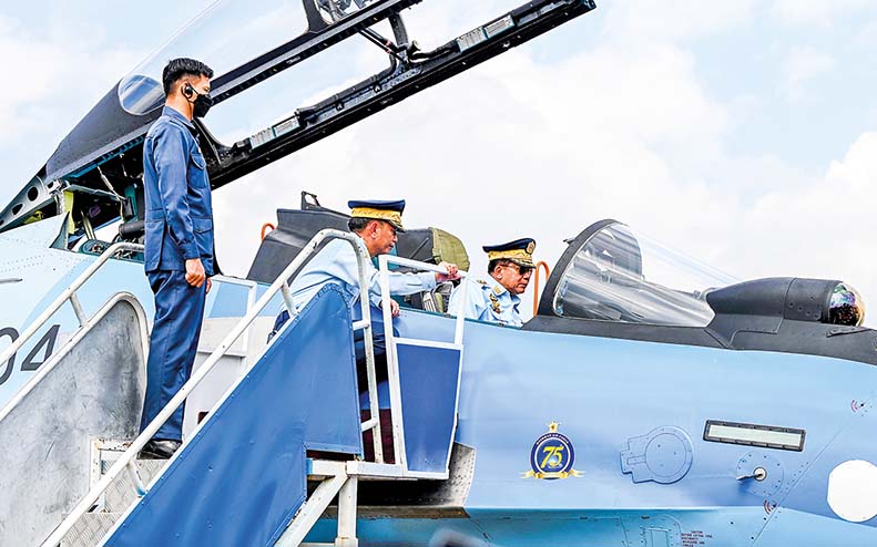 SAC Chairman Commander-in-Chief Of Defence Services Senior General Min Aung Hlaing Attends Ceremony To Commission Aeroplanes And Helicopters Into Service To Mark Diamond Jubilee Air Force Day - Global New Light Of