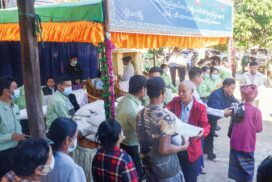 SAC members, Union ministers meet internally displaced persons, provide basic foodstuffs in Kayah State