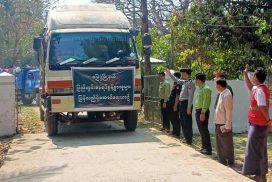 Rakhine State govt provides cash assistance, household items to locals returning to their homes from IDP camps