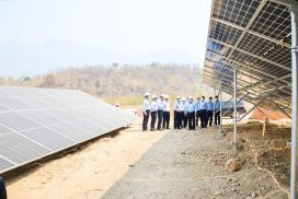 MoEP Union Minister inspects Kinda 30 MW solar power plant project