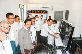 MoI Union Minister inspects preservation of ancient films with digital technology