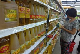 Abundant supply of peanuts slashes peanut oil prices