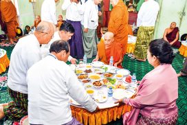 Religious titles offered in Myitkyina in conjunction with dry ration offering ceremony