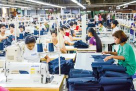 CMP garment export brings in over $4.7 bln in  11 months of this FY