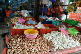 Weekly market update of dry groceries at Bayintnaung Wholesale Centre