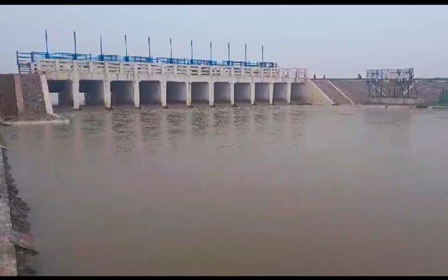 Moeyungyi Reservoir distributes water to over 53,000 acres of summer paddy in Yangon, Bago regions