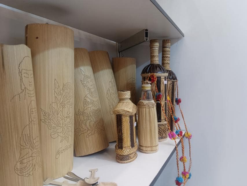 Myanmar bamboo handicrafts