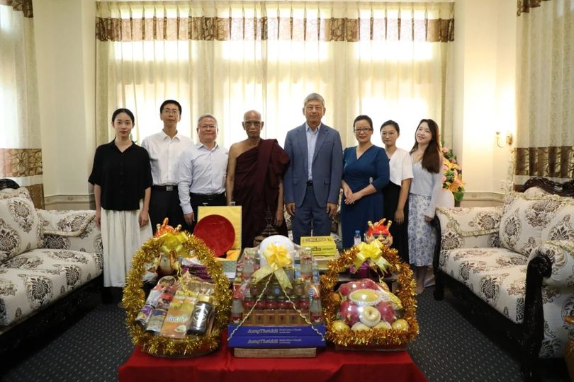 Chairman of SSMNC receives Chinese Ambassador to Myanmar and party