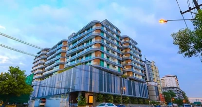  အလုံကမ်းနားလမ်းမပေါ်က Shwe Zabu Deik 🛑 Condominium ရောင်းမည်။...