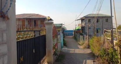 တောင်ကြီးမြို့ စပ်စံထွန်းရပ်ကွက်ရှိ အိမ်အပါခြံလေးအရောင်းပါရှင့်