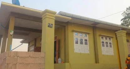 တောင်ကြီးမြို့  ကျောင်းကြီးစုရပ်ကွက်အတွင်းရှိ အိမ်အပါခြံလေးအရောင်...